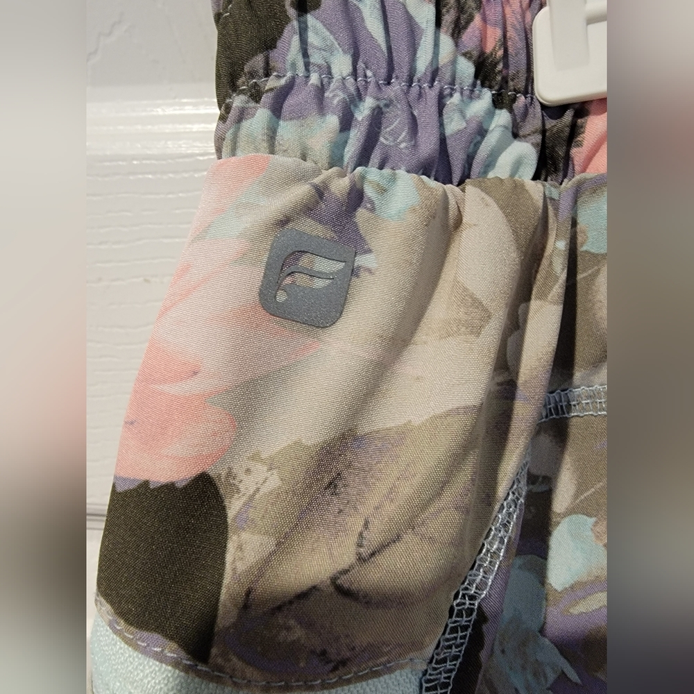Fabletics Maggie Short - Picture 9 of 11